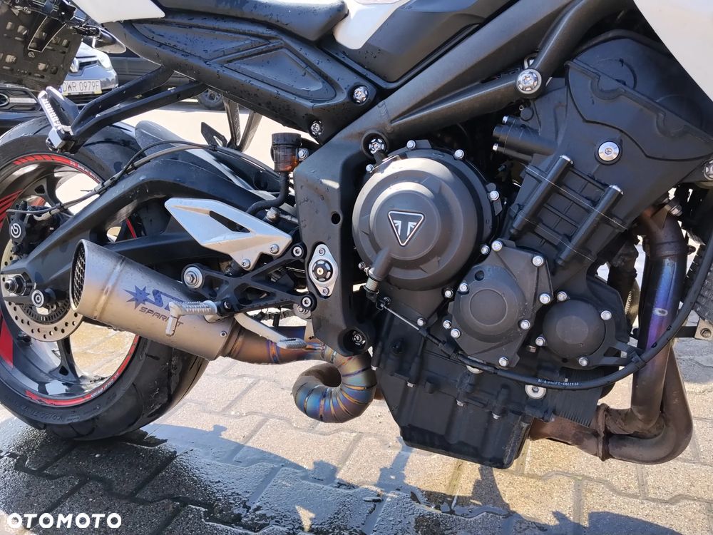 Triumph Street Triple - 5