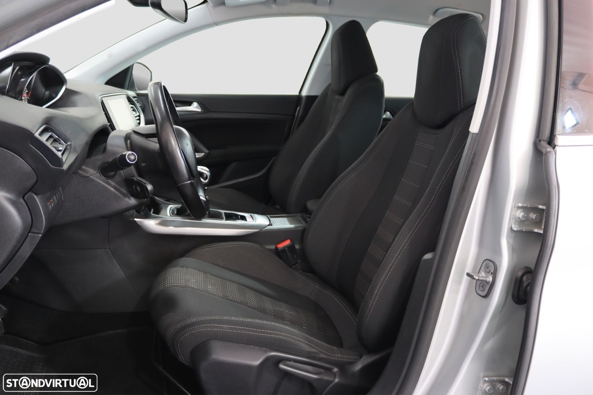 Peugeot 308 1.2 PureTech Allure - 12