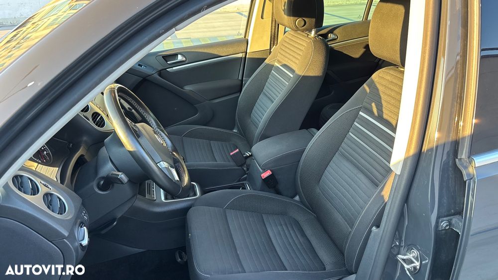 Volkswagen Tiguan 2.0 TDI 4Motion Sport & Style - 11