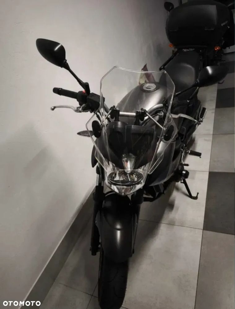 Yamaha XJ - 1