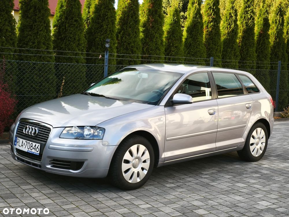 Audi A3 Sportback - 2