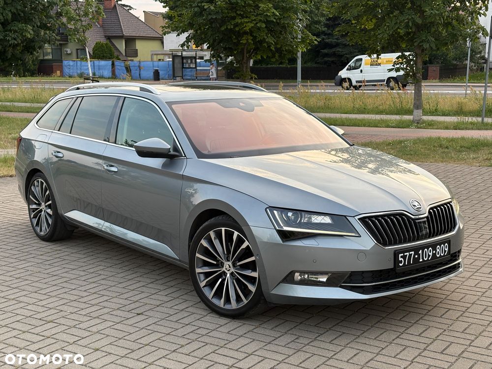 Skoda Superb 2.0 TDI Premium Edition - 3