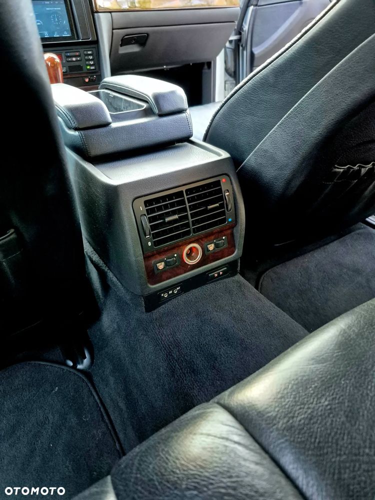 BMW Seria 7 740i - 19