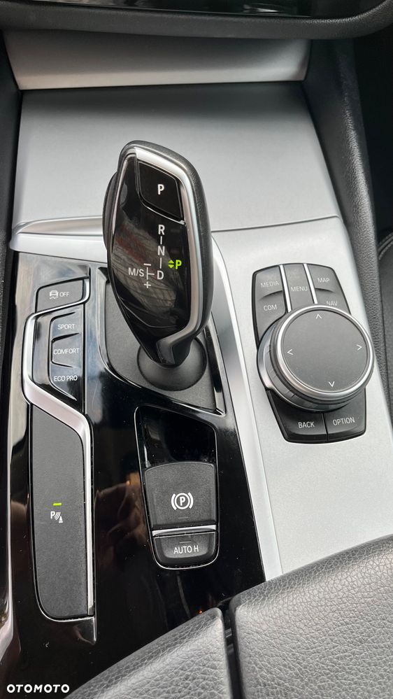 BMW Seria 5 520d Efficient Dynamics Edition Luxury Line - 38