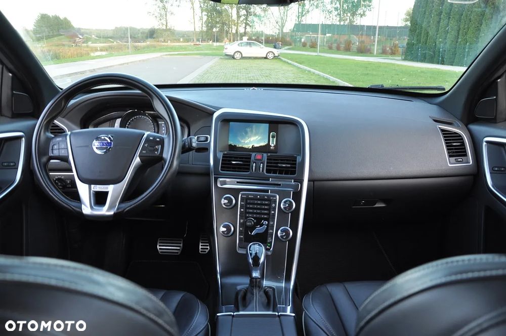 Volvo XC 60 D4 AWD Geartronic Summum - 21