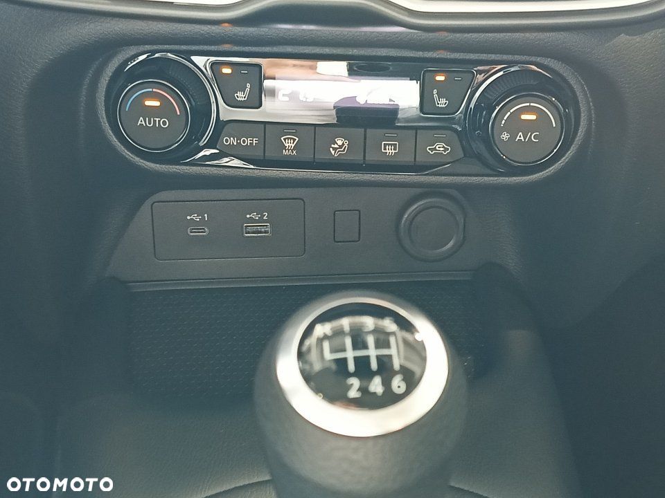Nissan Juke - 16