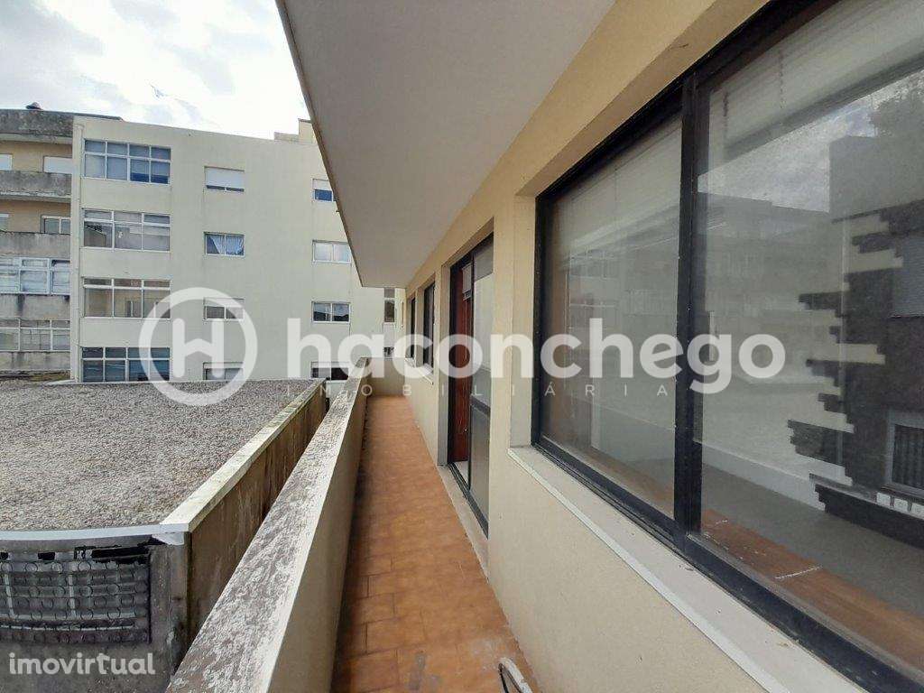Escritório T0 Arrendamento em Barcelos, Vila Boa e Vila Frescainha (Sã - Grande imagem: 3/7