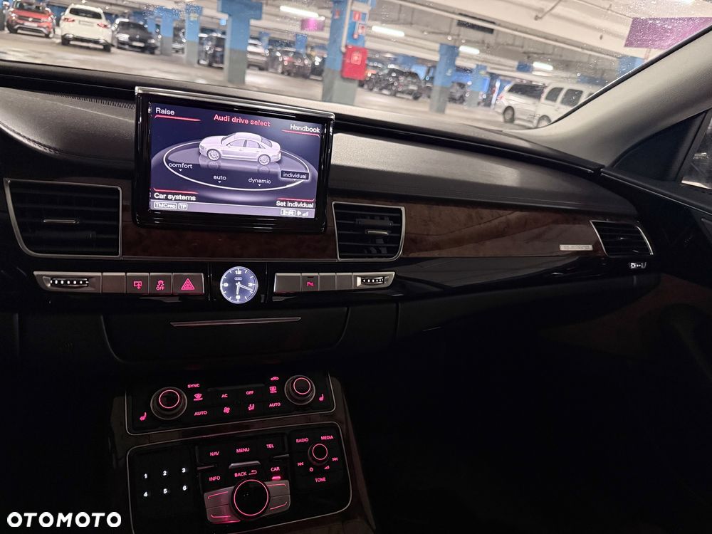 Audi A8 4.2 TDI DPF quattro tiptronic - 28