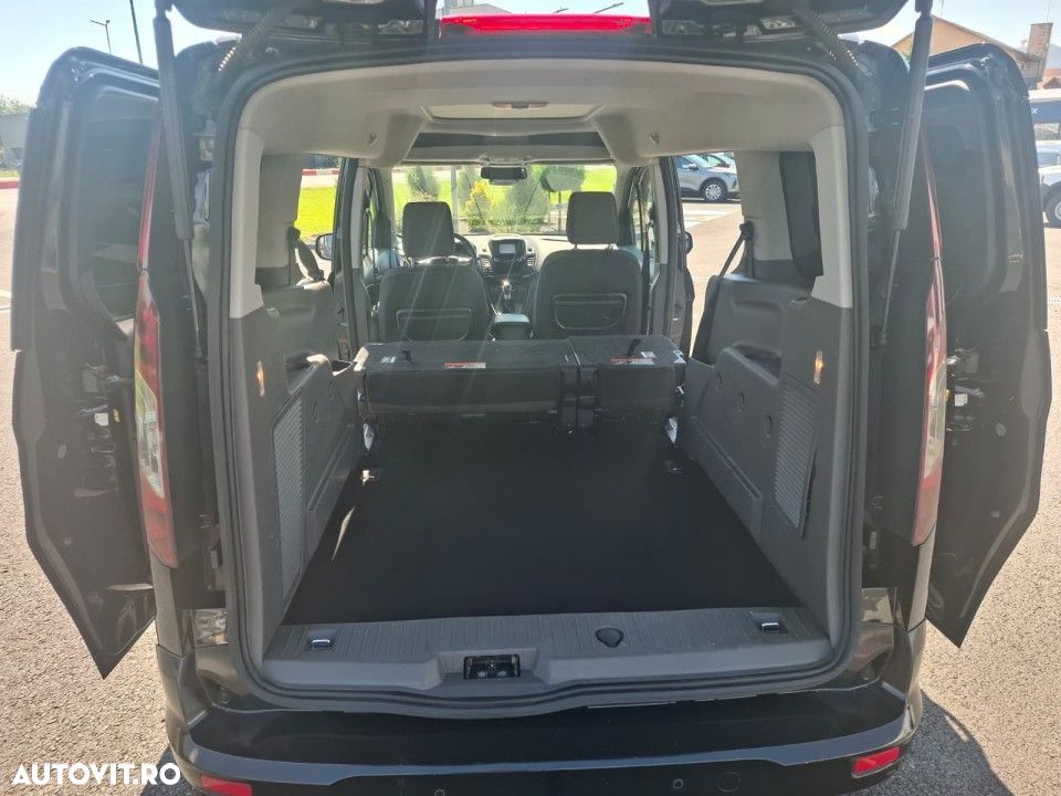 Ford Tourneo Connect - 20