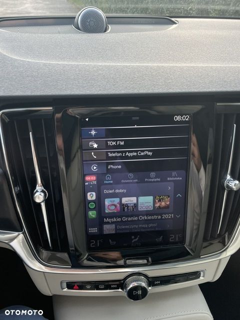 Volvo V90 D5 SCR AWD Momentum Pro - 8