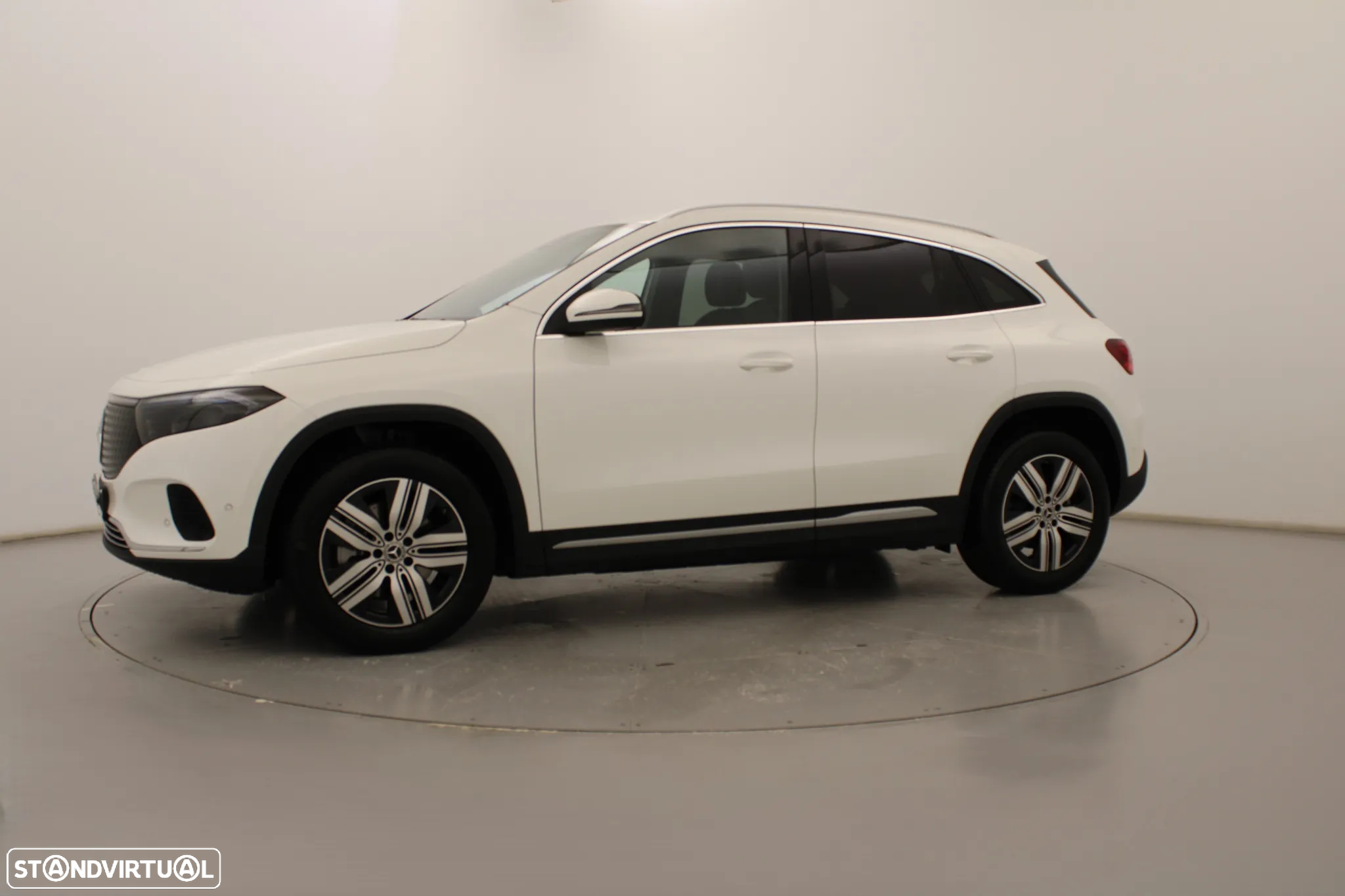 Mercedes-Benz EQA 250+ Progressive - 13