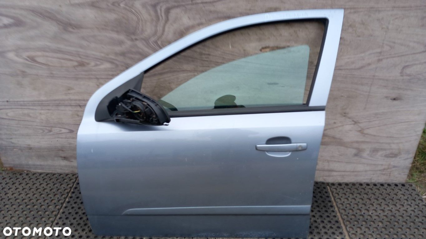 OPEL ASTRA H  DRZWI PRZÓD LEWY Z163 - 1