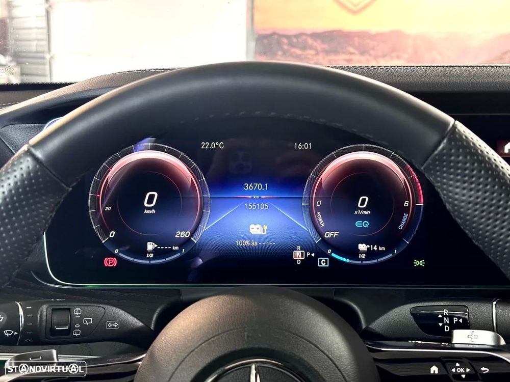Mercedes-Benz E 300 de 4Matic 9G-TRONIC AMG Line - 25