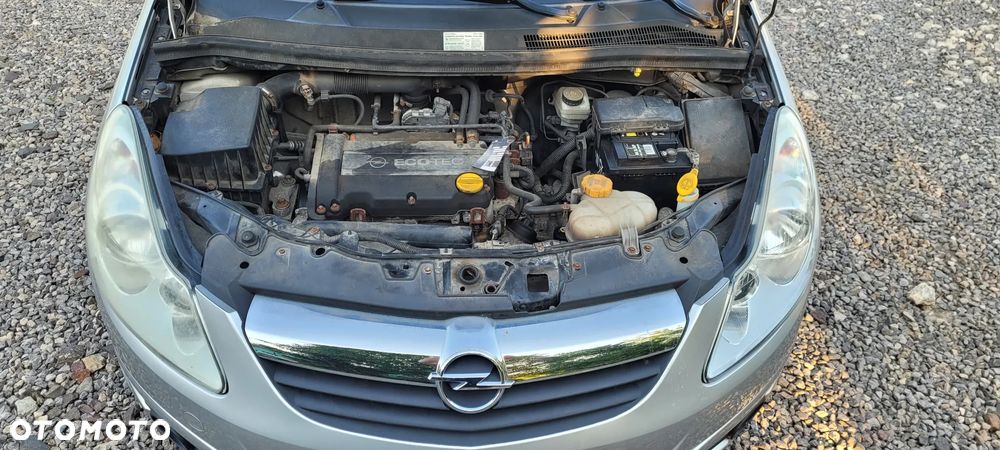 Opel Corsa - 23