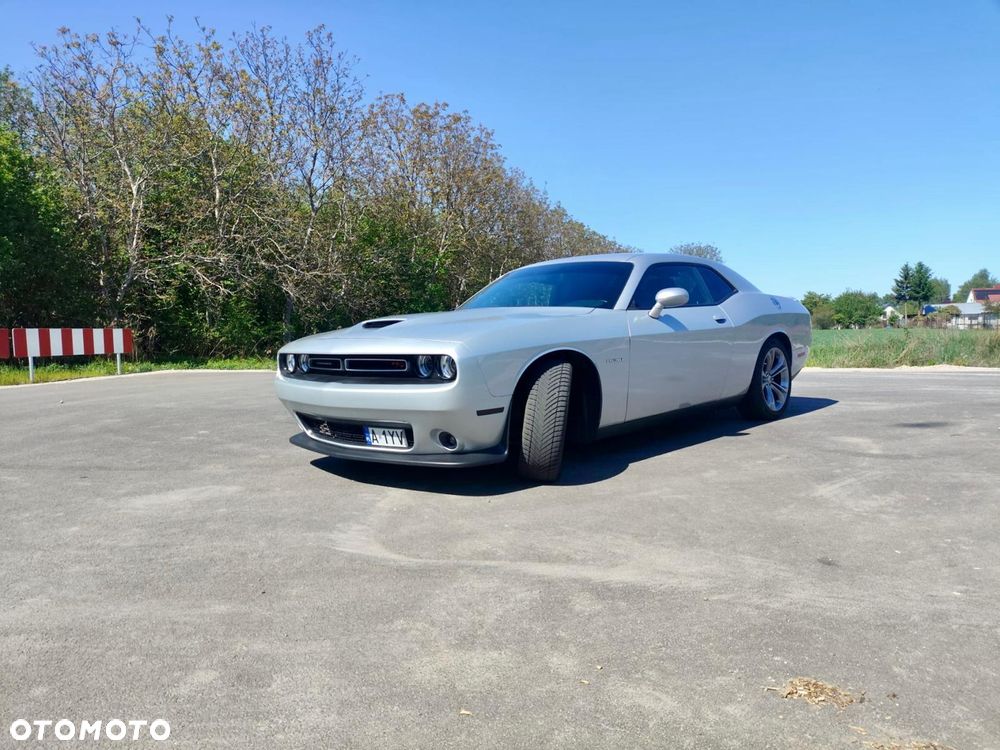 Dodge Challenger 5.7 R/T - 18