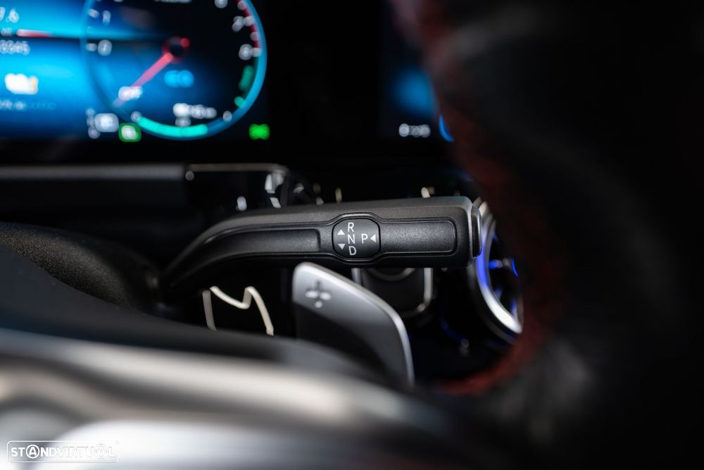 Mercedes-Benz GLA 250 e 8G-DCT - 23