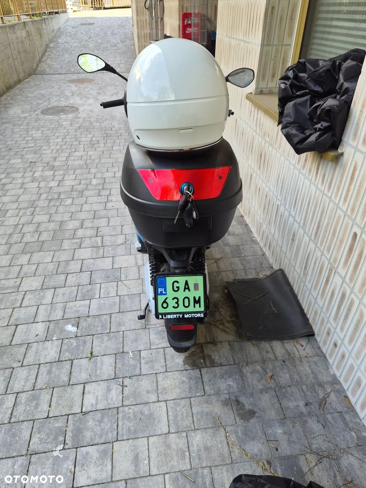 Piaggio Inny - 4