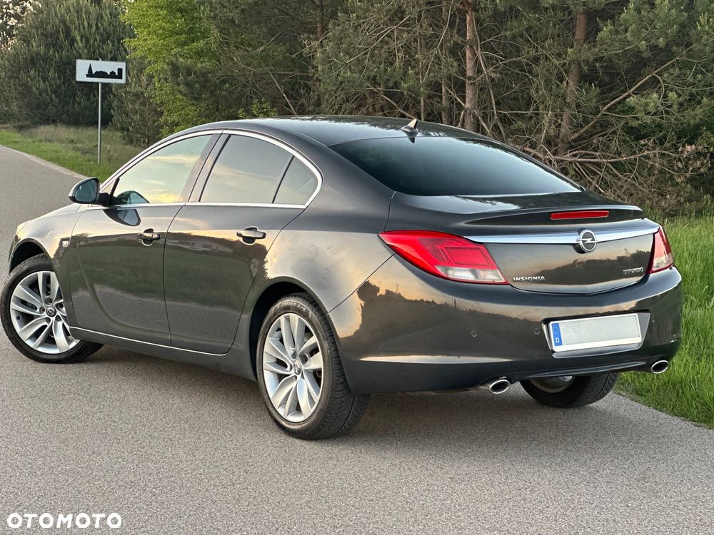 Opel Insignia - 10
