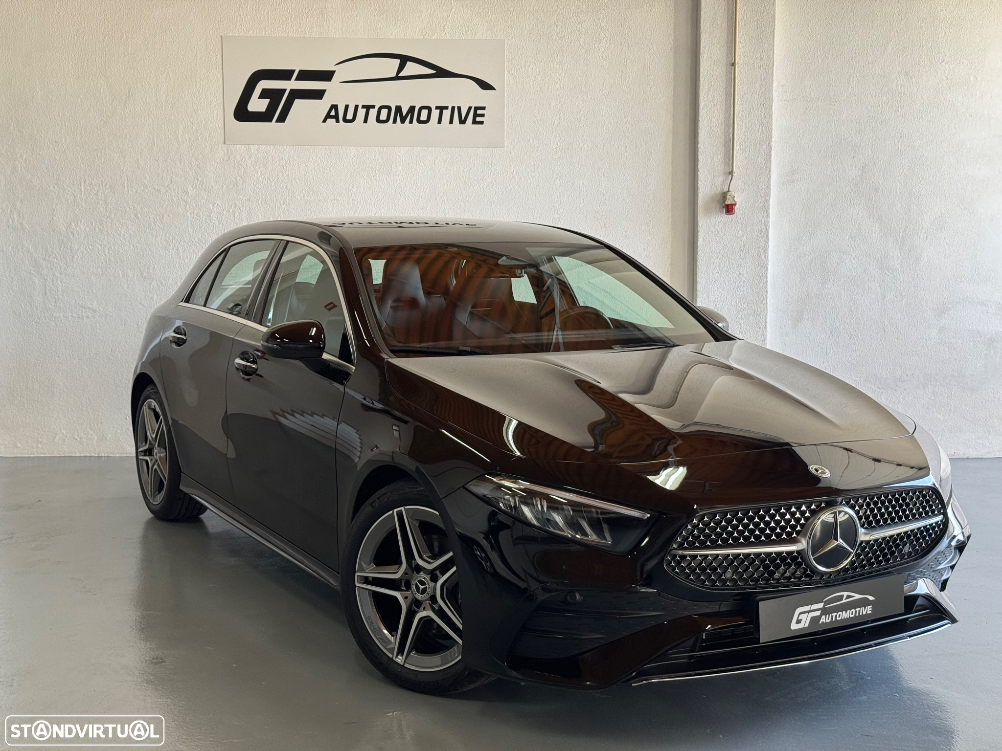 Mercedes-Benz A 180 7G-DCT AMG Line - 2