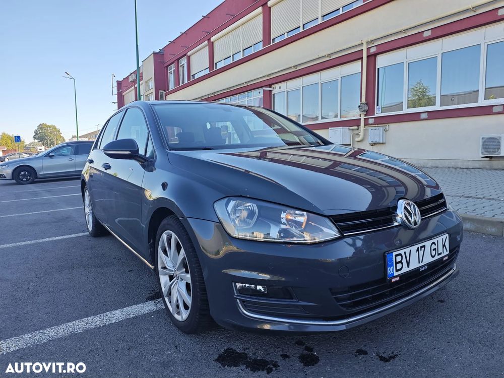 Volkswagen Golf - 2