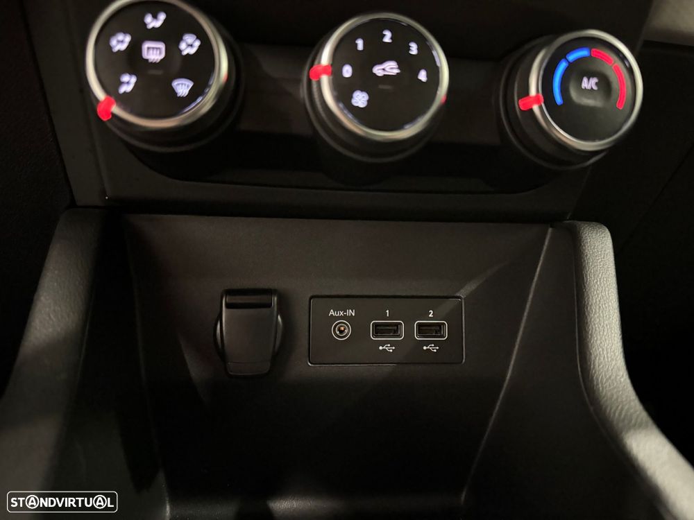 Renault Clio 1.0 TCe Evolution Bi-Fuel - 39