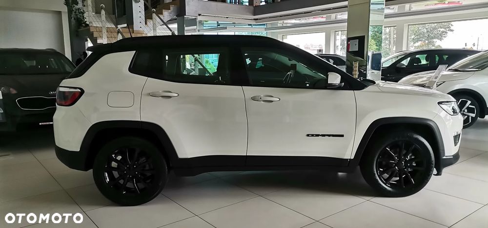 Jeep Compass 1.3 TMair Night Eagle FWD S&S DDCT - 6