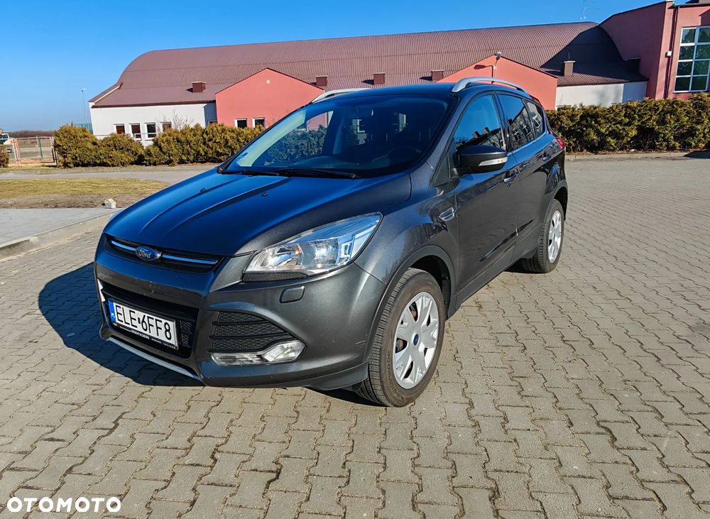 Ford Kuga 1.5 EcoBoost 2x4 Titanium - 1