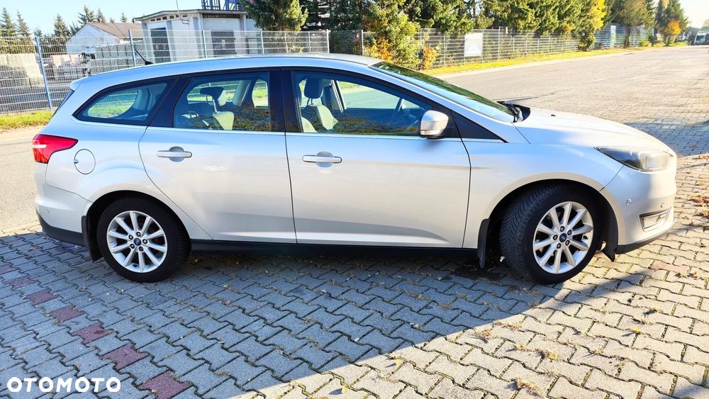 Ford Focus 1.5 TDCi Titanium - 6