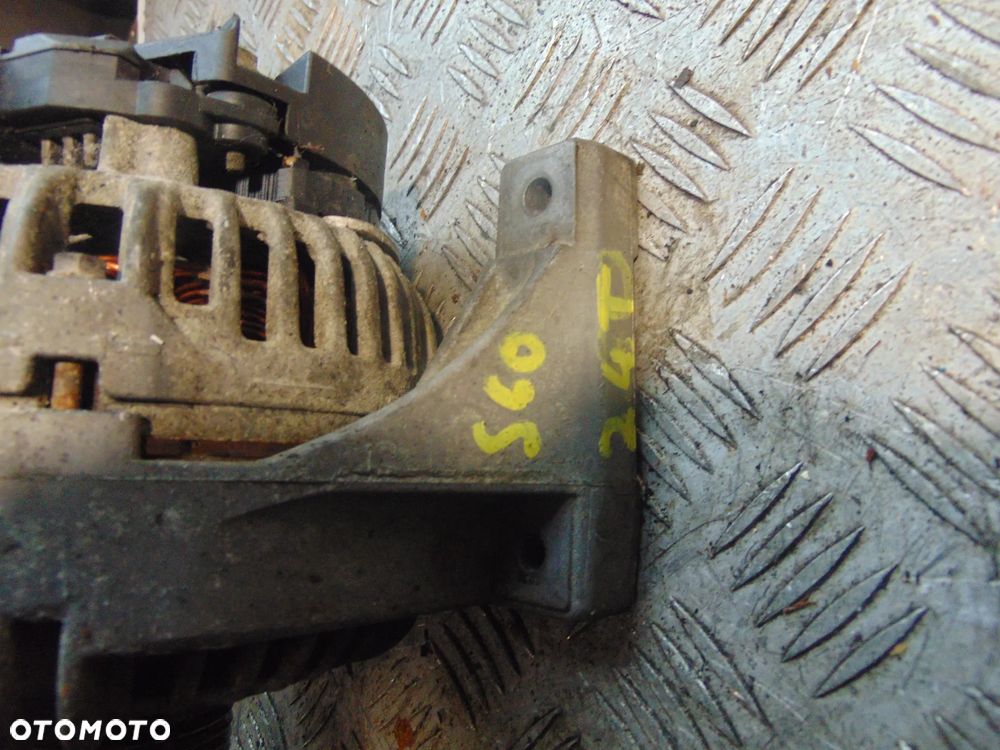 Alternator Volvo XC90 2,4 L 30658085 - 1