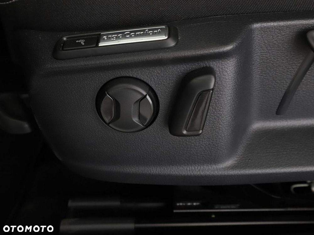 Volkswagen Passat Variant 1.4 TSI DSG GTE - 40
