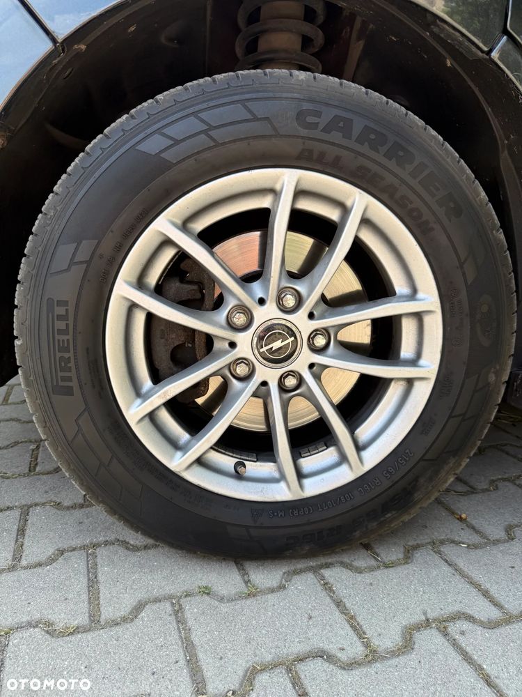 Opel Vivaro L2H1 2.9t - 25