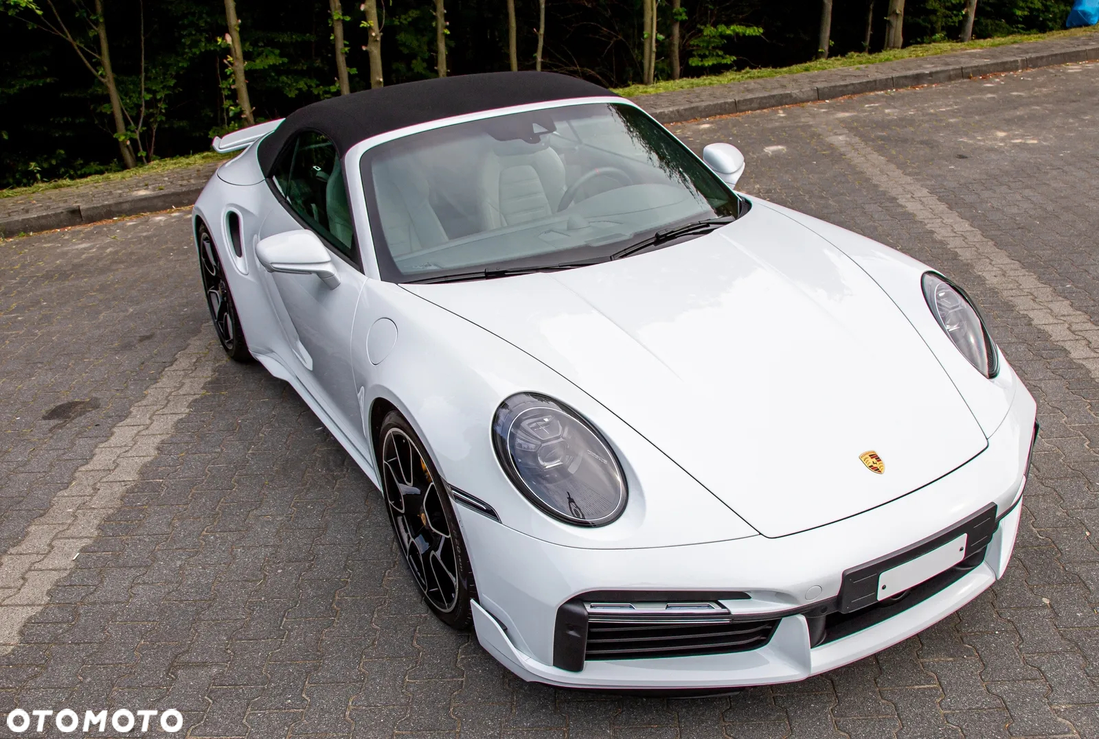 Porsche 911 Carrera Turbo S Cabrio - 39