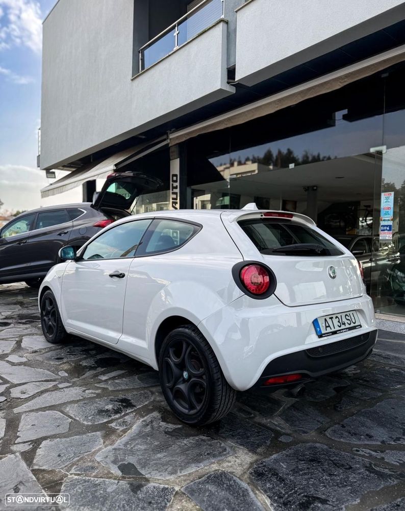 Alfa Romeo MiTo 1.6 JTD Distinctive - 4