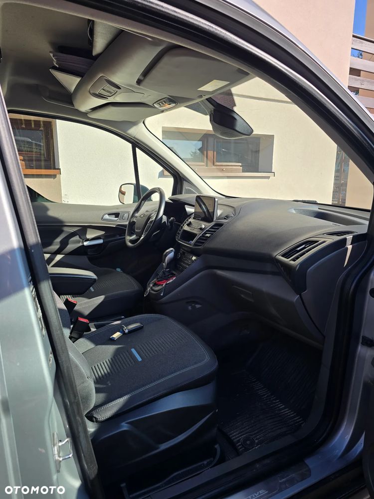 Ford Transit Connect - 10