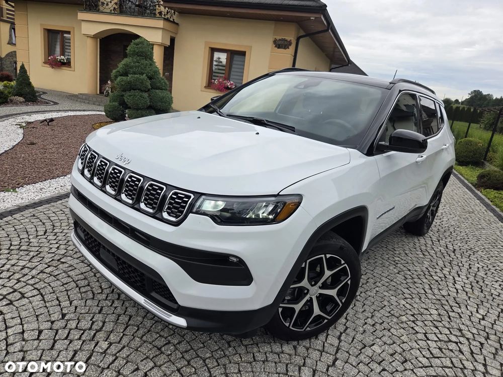 Jeep Compass - 1