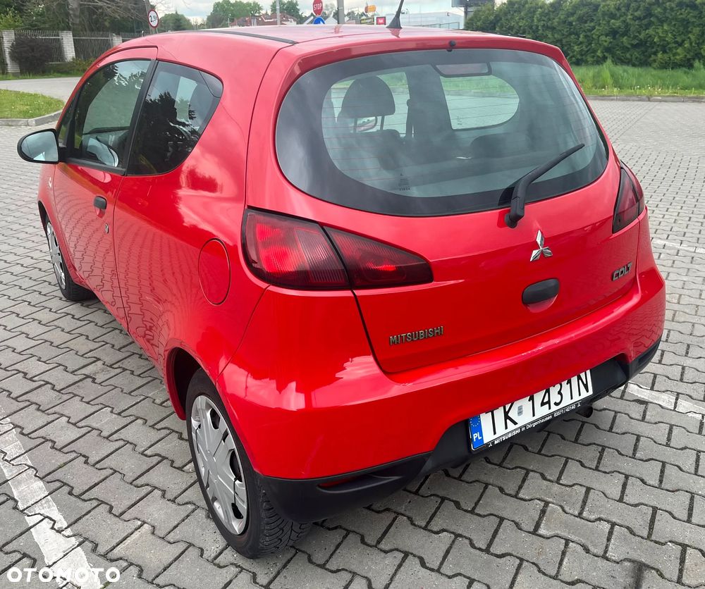 Mitsubishi Colt - 4