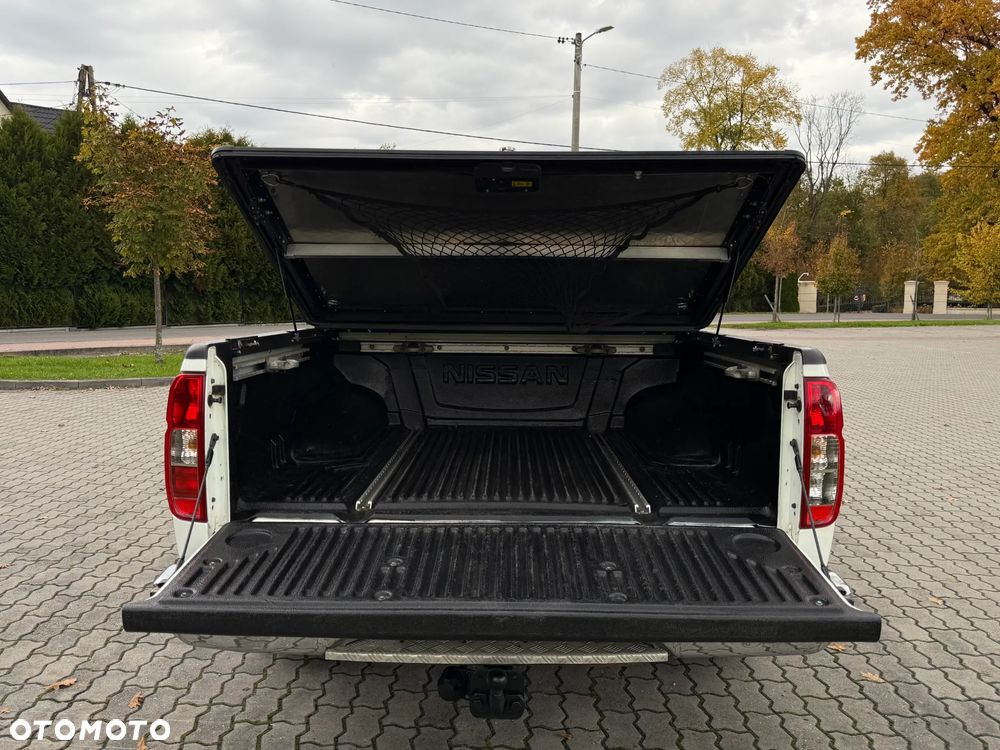 Nissan Navara SE - 30