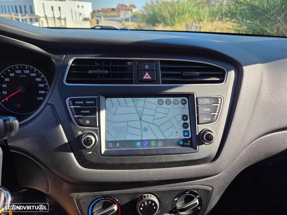 Hyundai i20 - 10