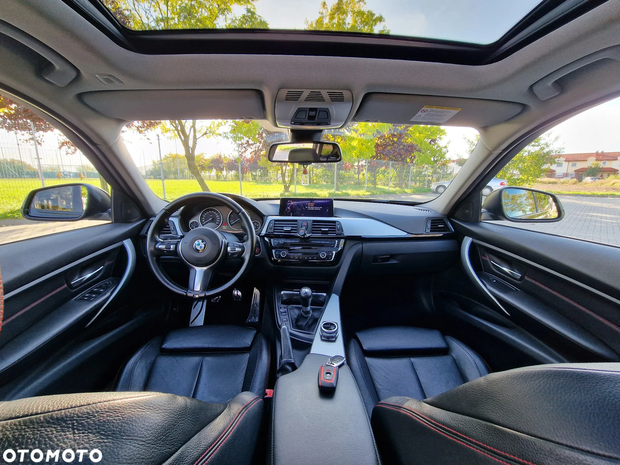 BMW Seria 3 320d Sport Line - 10
