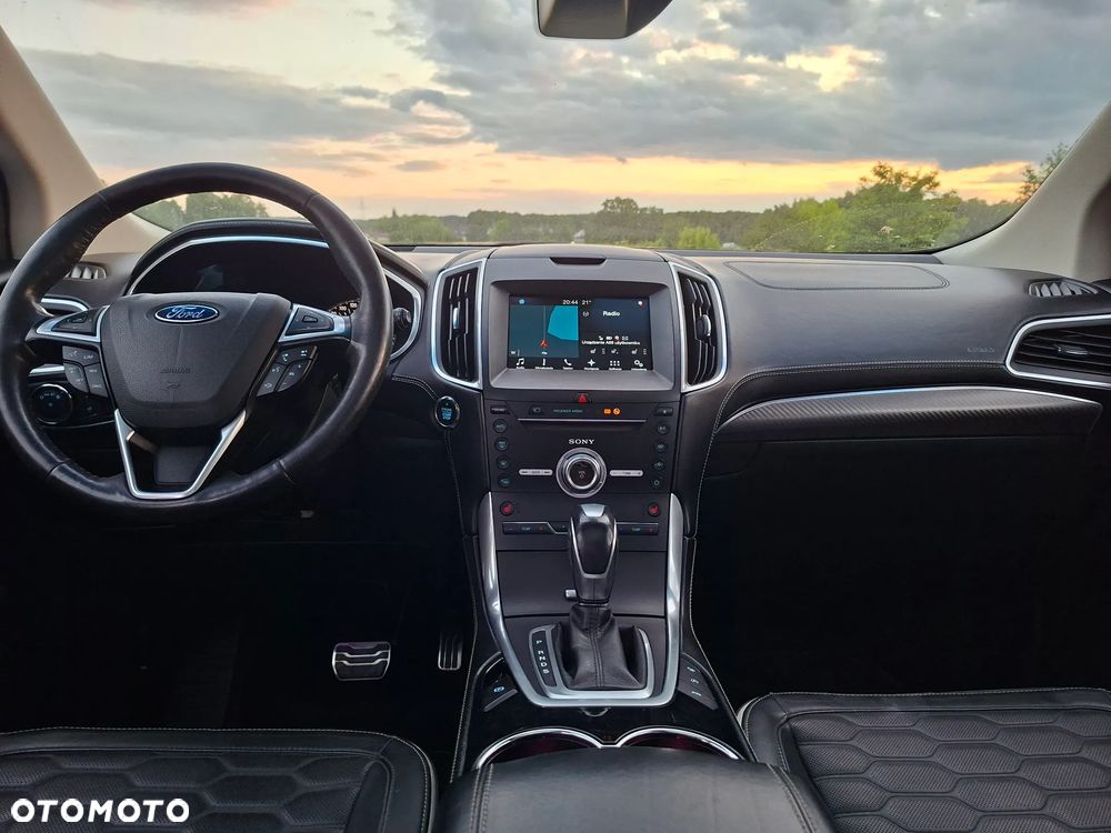 Ford Edge 2.0 TDCi Twin-Turbo 4WD Titanium - 18