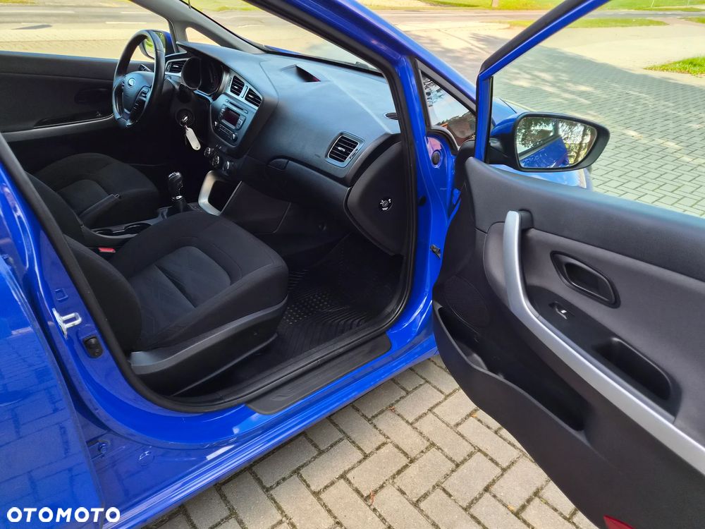 Kia Ceed 1.4 CRDi 90 Spirit - 13