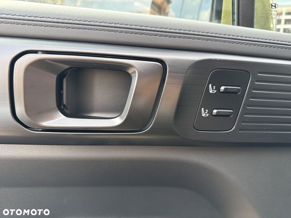 Hyundai Santa Fe - 18