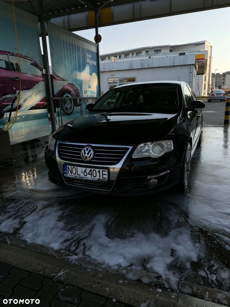 Volkswagen Passat 2.0 TDI DPF Highline - 5
