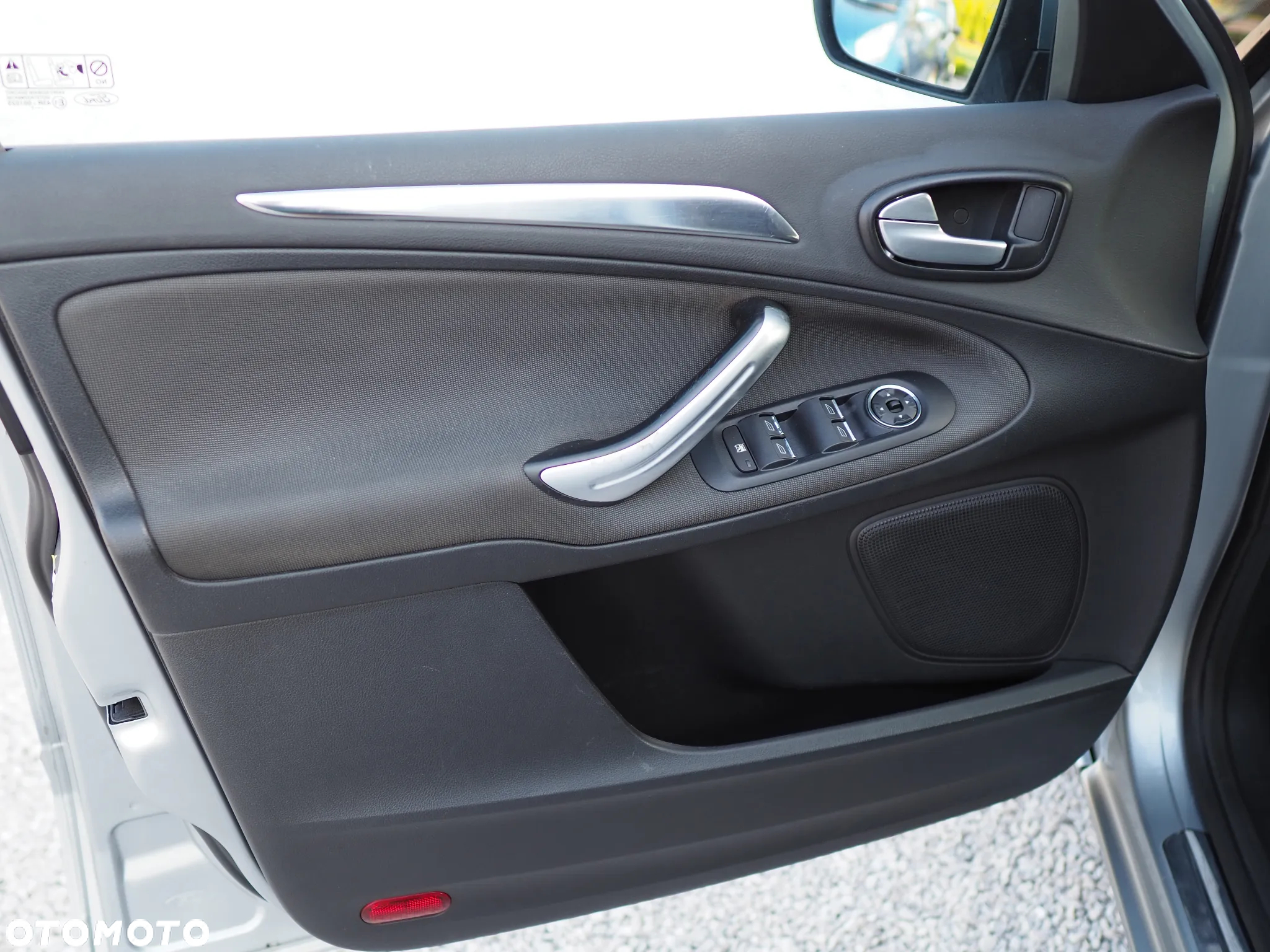 Ford S-Max 2.5 Titanium - 15