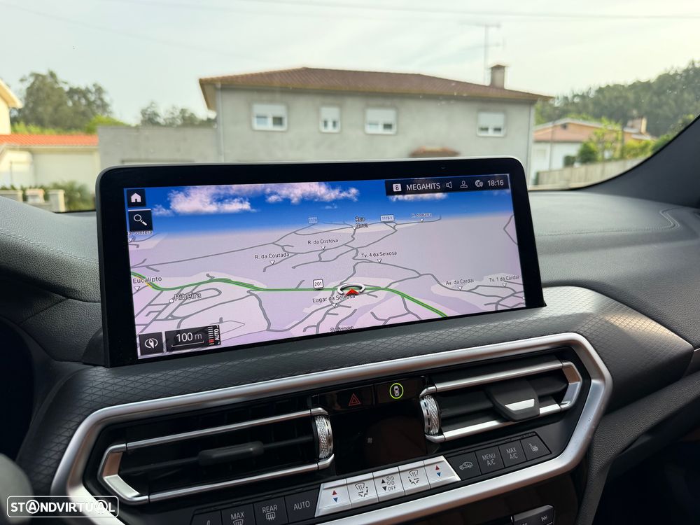 BMW iX3 M Sport Impressive - 8