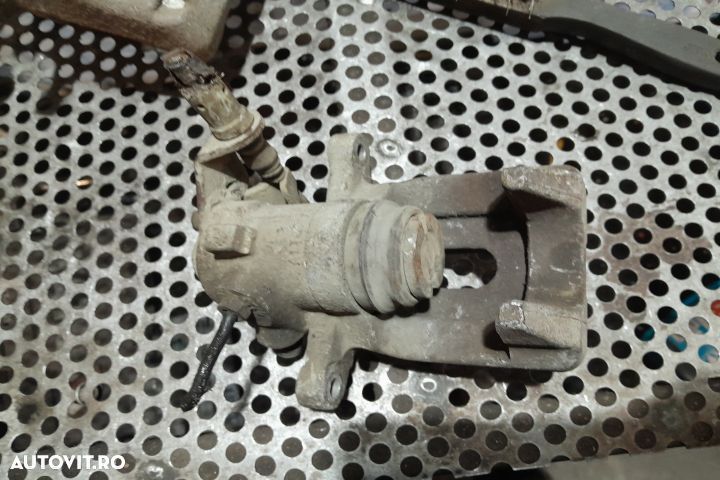 Etrier spate dreapta Peugeot 307 1 [2001 - 2005] Hatchback 5-usi 1.4 - 3