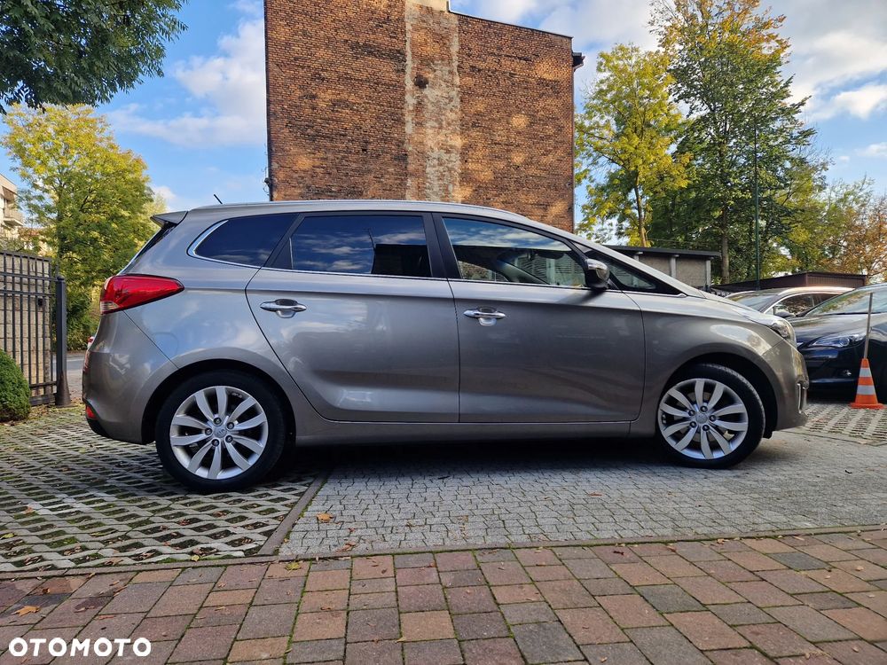 Kia Carens 1.7 CRDi S 7os EU6 - 17
