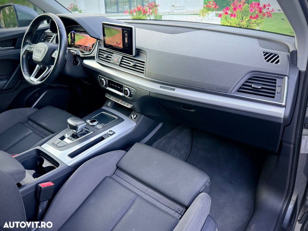 Audi Q5 2.0 40 TDI quattro S tronic Sport - 8