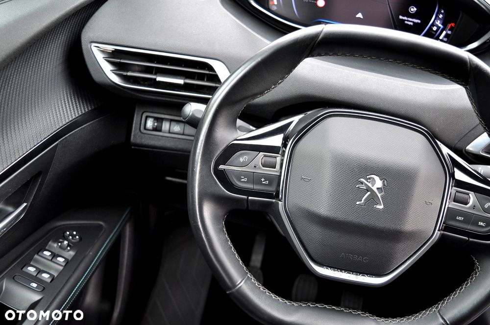 Peugeot 5008 BlueHDi 130 Allure Pack - 25