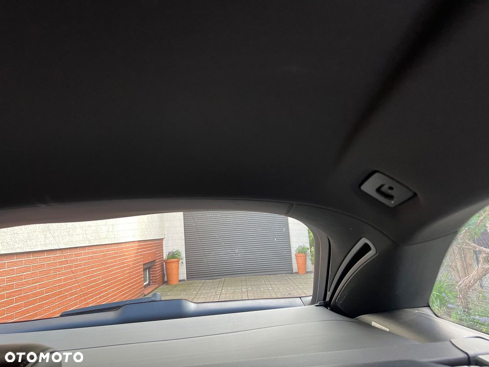 Audi A4 Avant - 32
